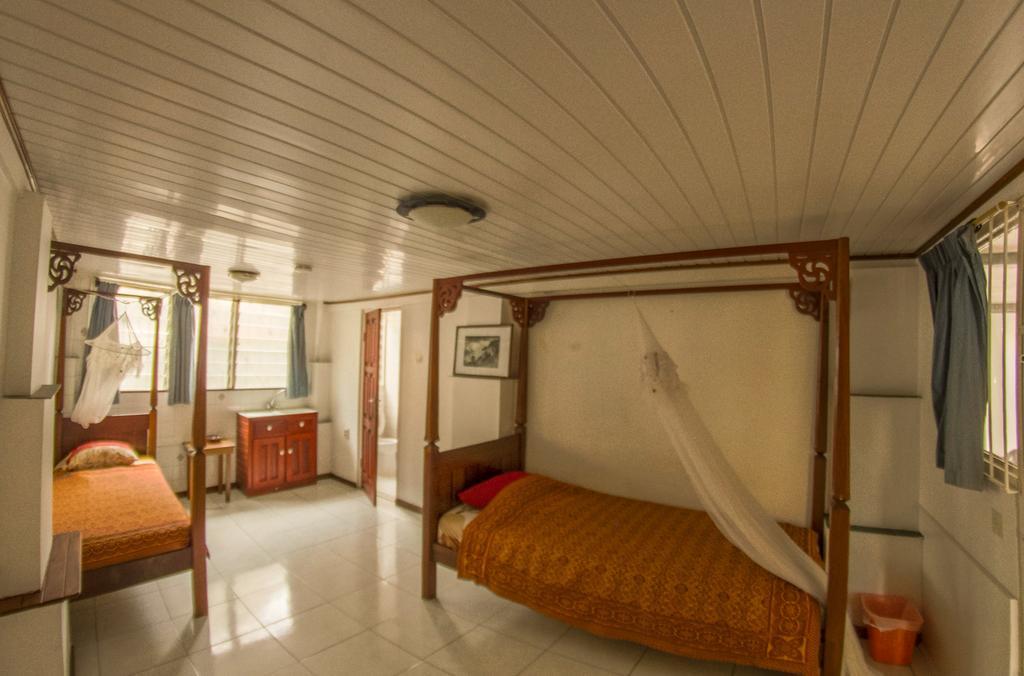 Guesthouse Un Pied-A-Terre Paramaribo Eksteriør bilde