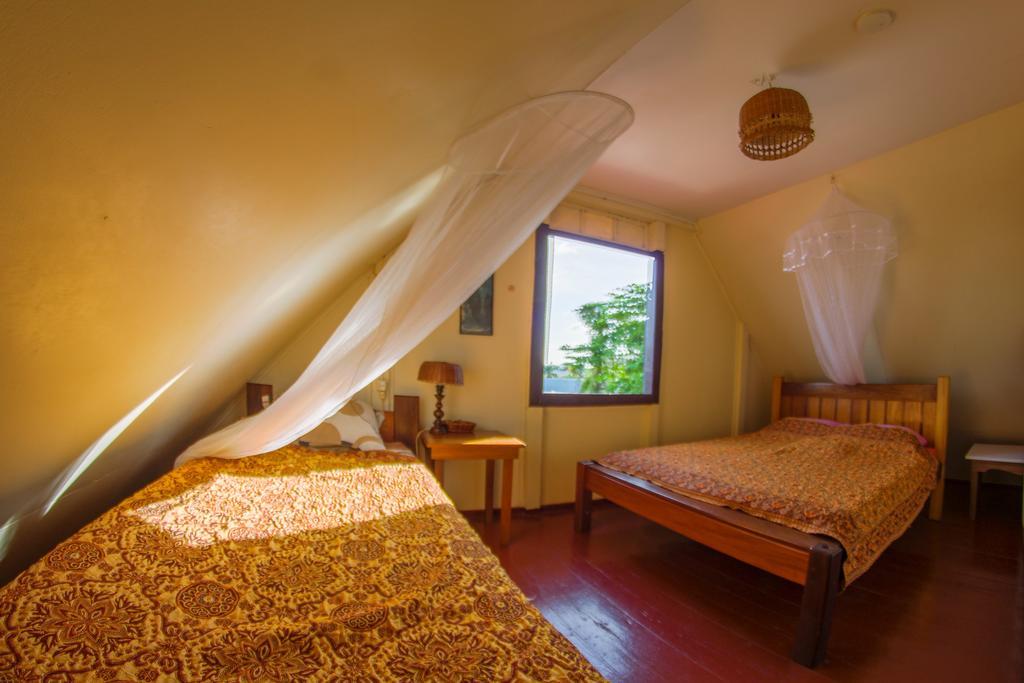 Guesthouse Un Pied-A-Terre Paramaribo Eksteriør bilde