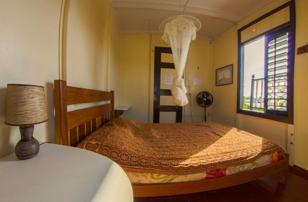 Guesthouse Un Pied-A-Terre Paramaribo Eksteriør bilde