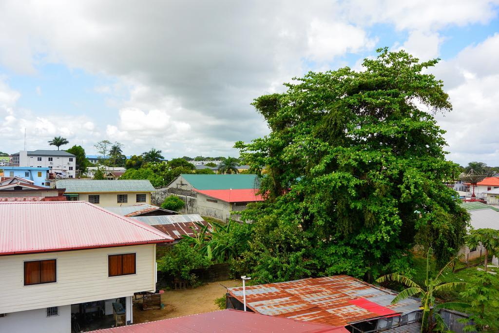 Guesthouse Un Pied-A-Terre Paramaribo Eksteriør bilde