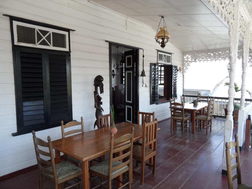 Guesthouse Un Pied-A-Terre Paramaribo Eksteriør bilde